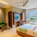 Hotel Amritsar International 2 Min Walk From Amritsar Bus Stand
